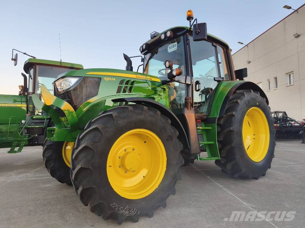 John Deere 6115M Traktori