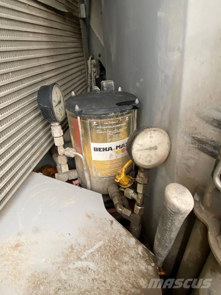 Menzi Muck M535 Özel ekskavatörler