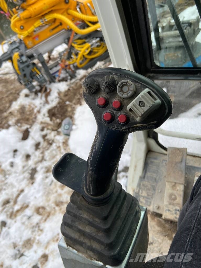 Menzi Muck M535 Özel ekskavatörler