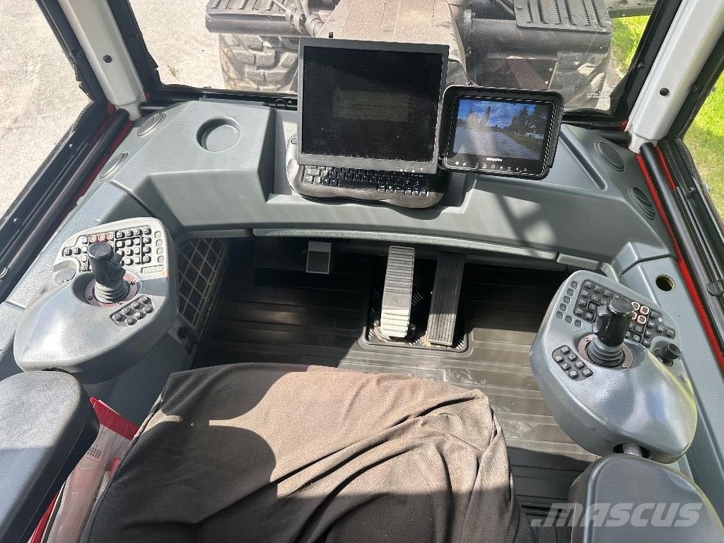 Komatsu 845 Forwarders