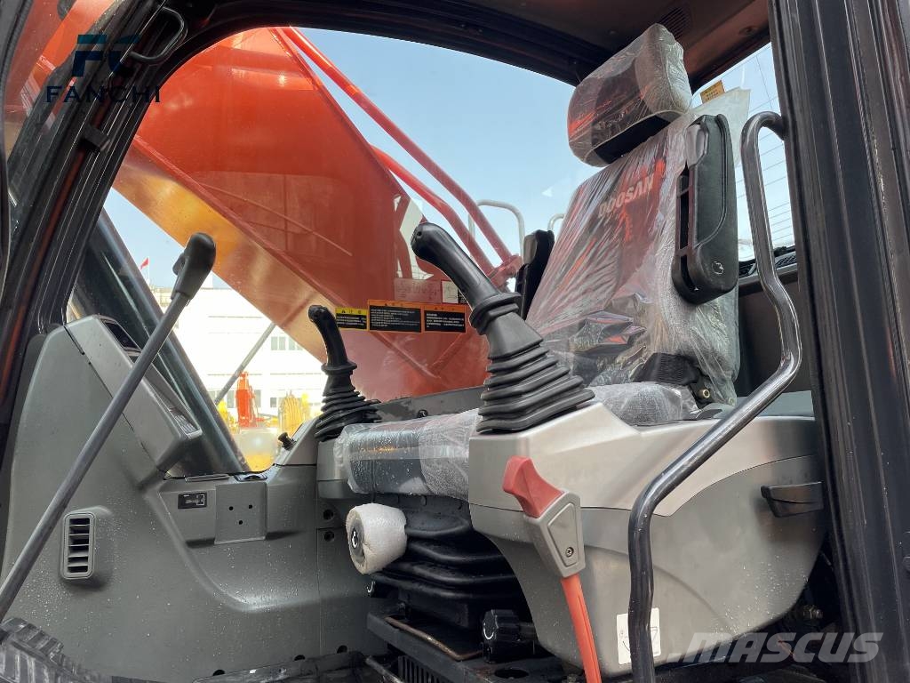 Doosan DX300LC-9C Escavadeiras de esteiras