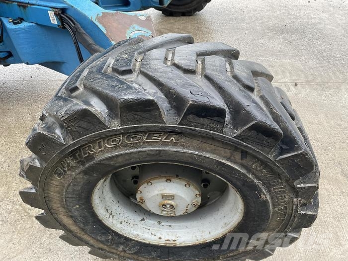 Genie Z135-70 Plataformas con brazo de elevación manual