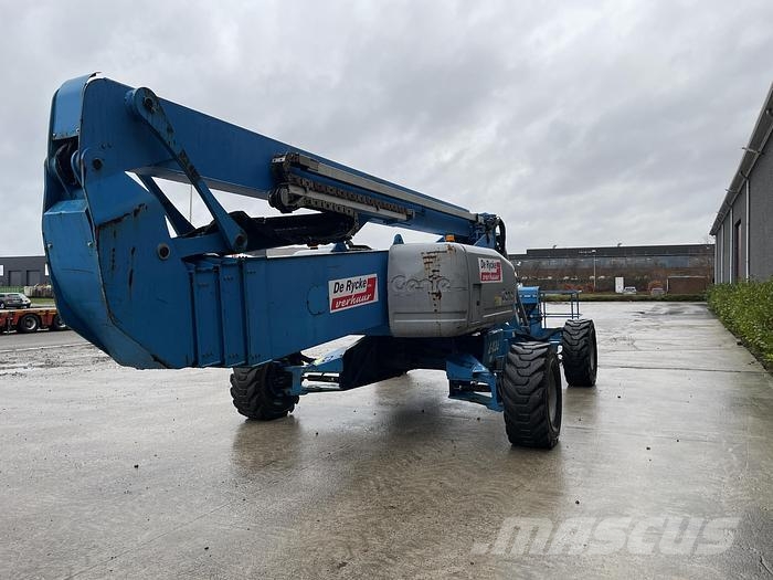 Genie Z135-70 Plataformas con brazo de elevación manual