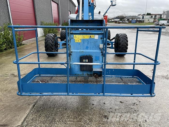 Genie Z135-70 Plataformas con brazo de elevación manual