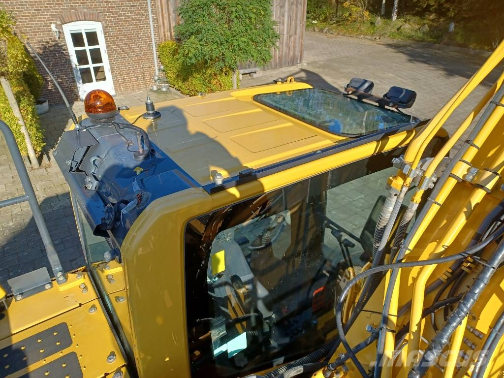 Komatsu PC 210 LCi-11 / PC 210 LC-11 Rupsgraafmachines
