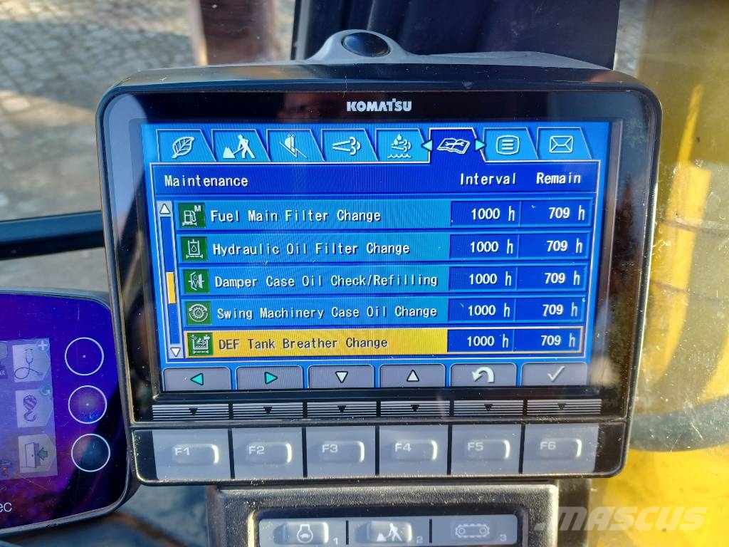 Komatsu PC 210 LCi-11 / PC 210 LC-11 Rupsgraafmachines