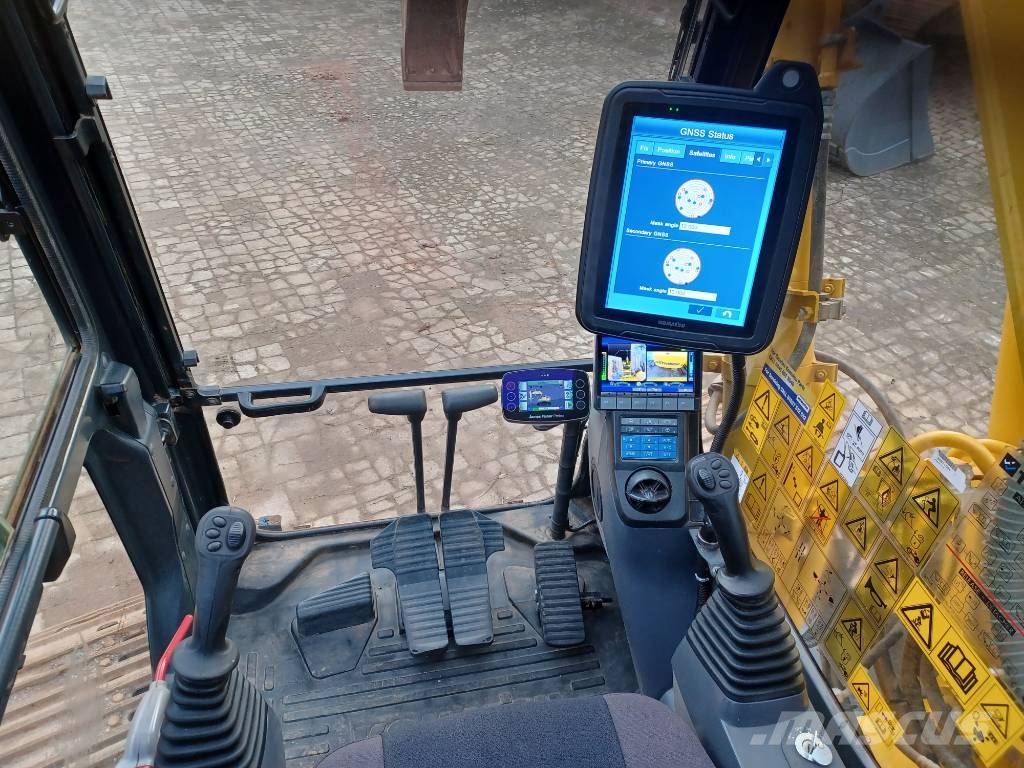 Komatsu PC 210 LCi-11 / PC 210 LC-11 Rupsgraafmachines