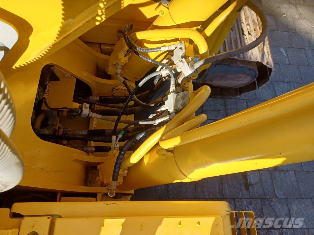 Komatsu PC 210 LCi-11 / PC 210 LC-11 Rupsgraafmachines