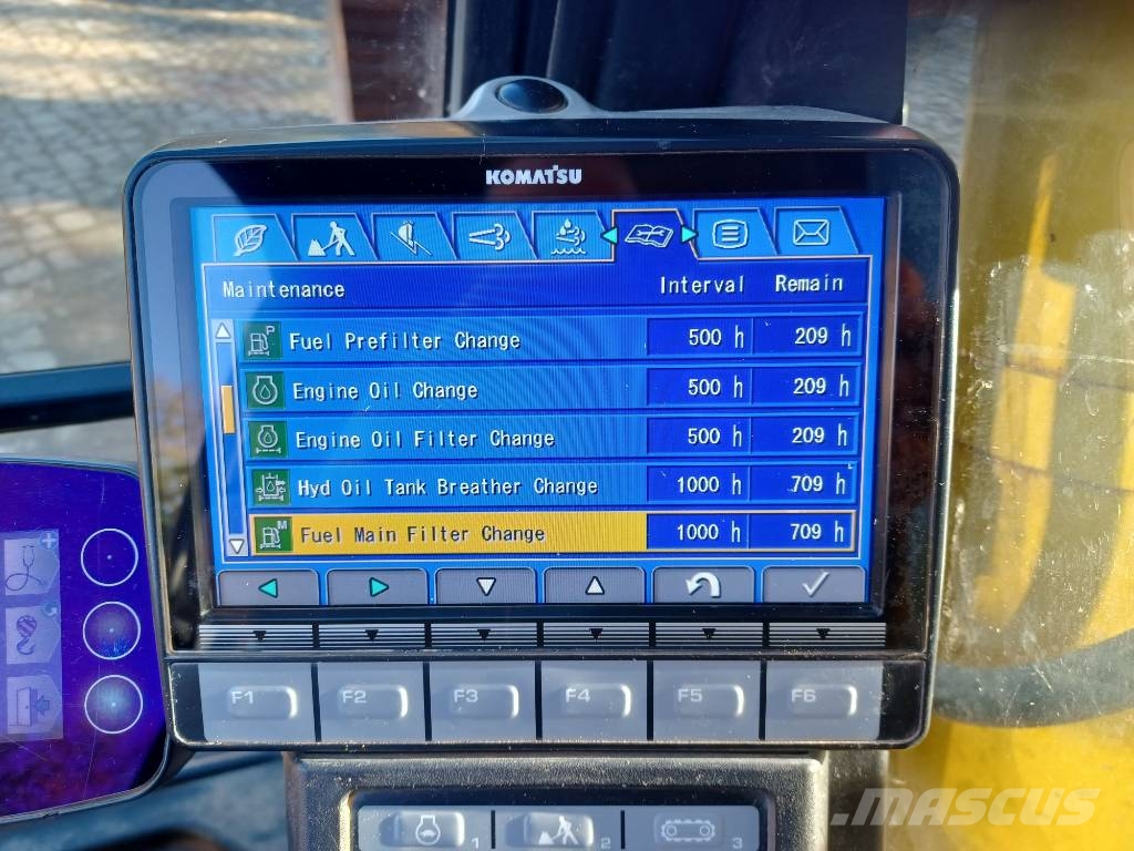 Komatsu PC 210 LCi-11 / PC 210 LC-11 Rupsgraafmachines