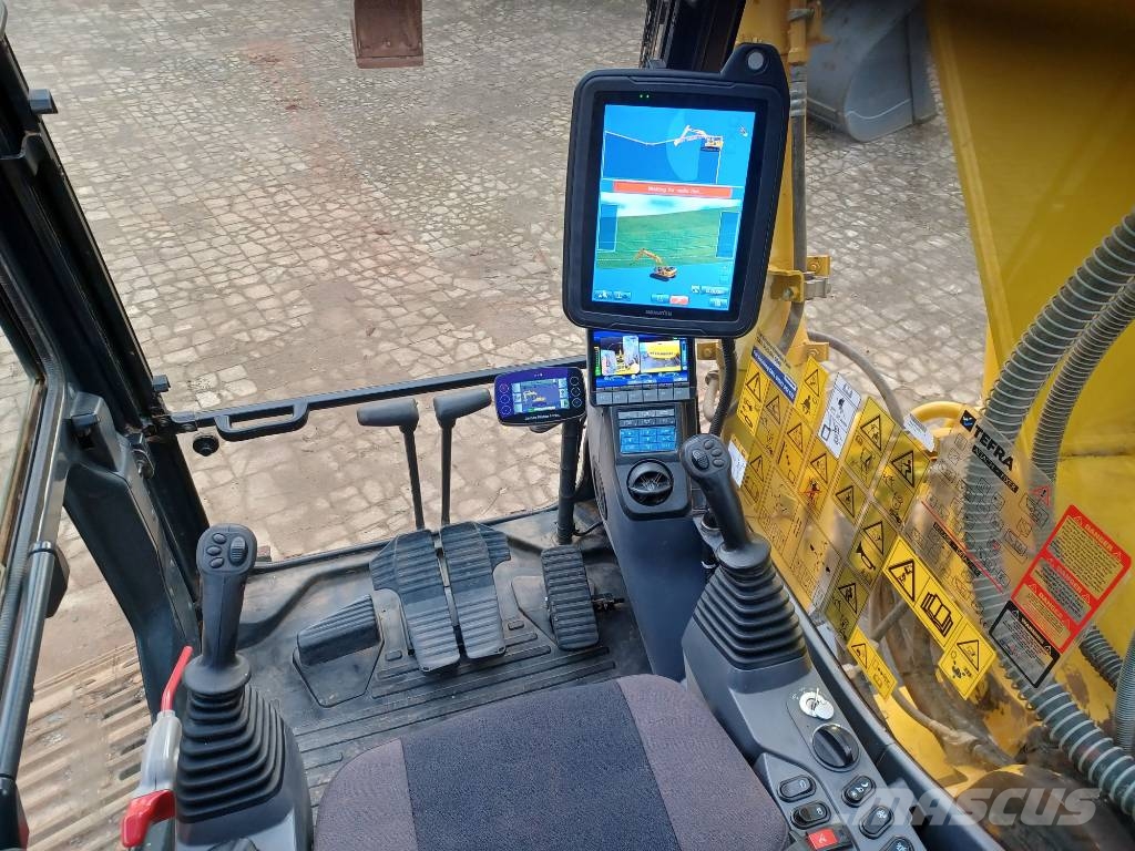 Komatsu PC 210 LCi-11 / PC 210 LC-11 Rupsgraafmachines