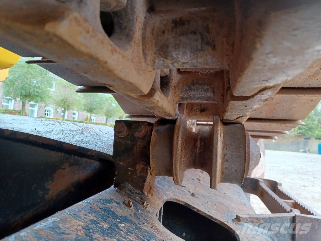 Komatsu PC 210 LCi-11 / PC 210 LC-11 Rupsgraafmachines