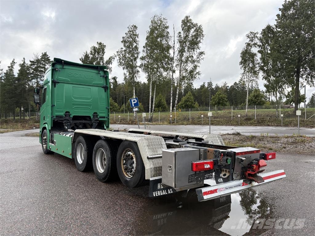 Scania R580 8x4*4 Kamioni-šasije