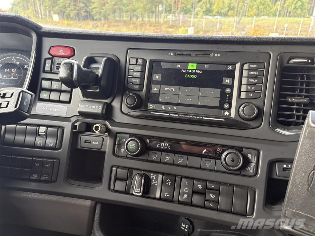 Scania R580 8x4*4 Kamioni-šasije