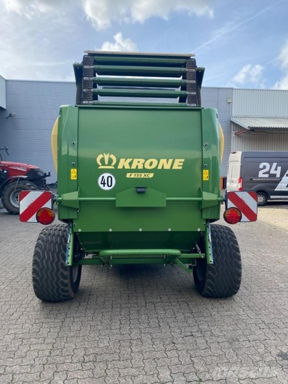 Krone COMPRIMA F 155 XC Lis na válcové balíky