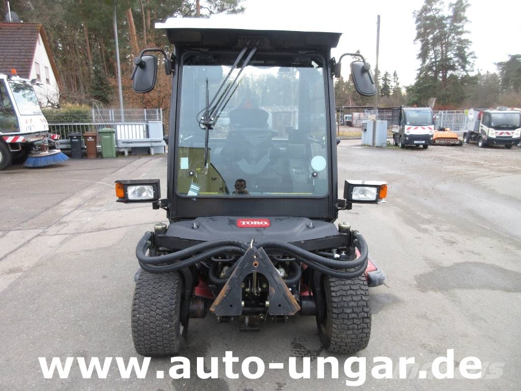 Toro Groundsmaster 360 Kommunalfahrzeug Rasenmäher 4x4 Mowers