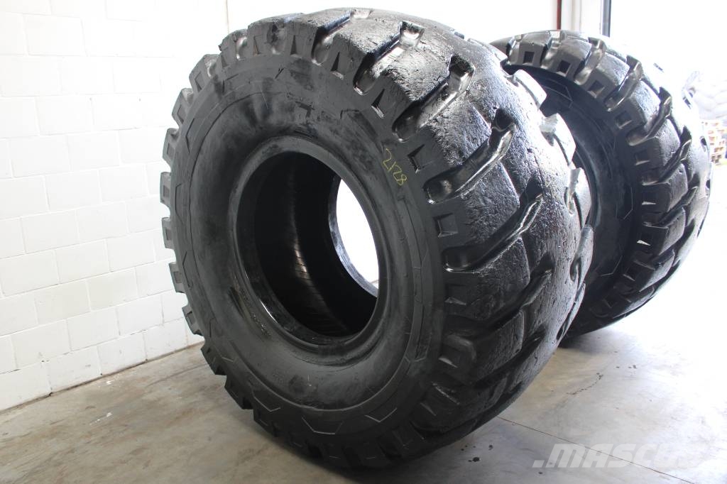 Michelin 35/65R33 XTXL 50mm Gume, točkovi i felne