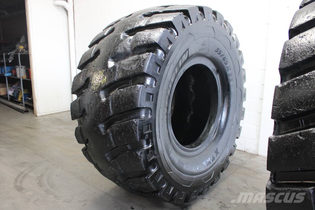 Michelin 35/65R33 XTXL 50mm Gume, točkovi i felne