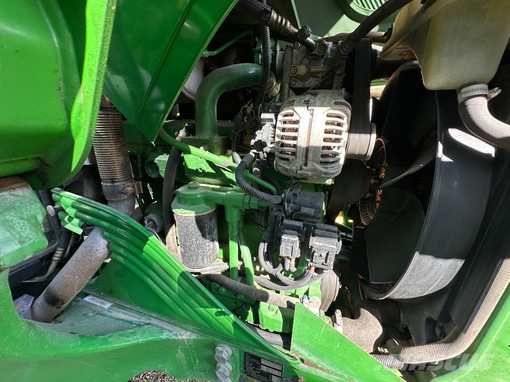 John Deere 5820 Trattori