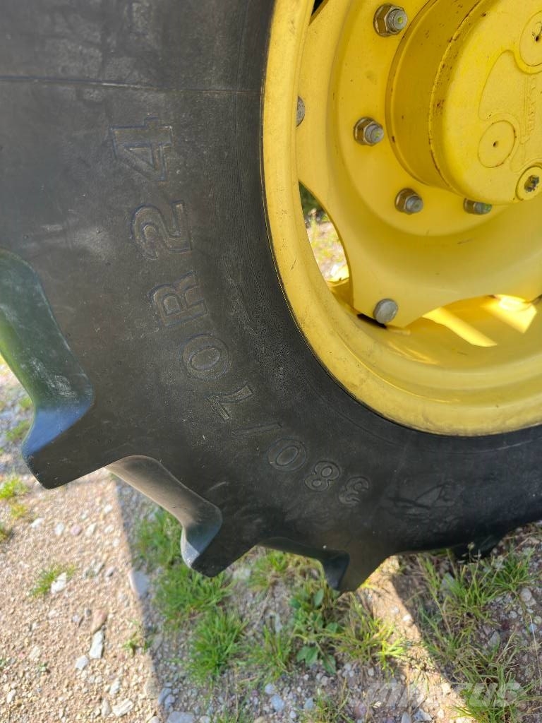 John Deere 5820 Trattori