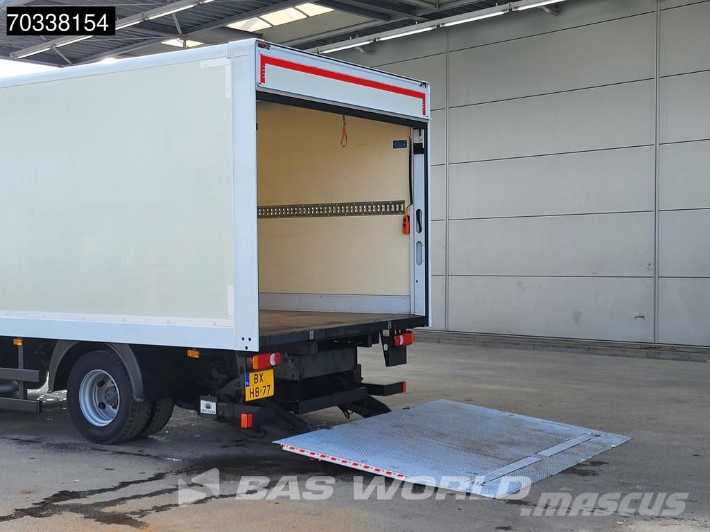 Renault Midlum 220 Midlum 4X2 12t Tailgate Manual Gearbox Furgons