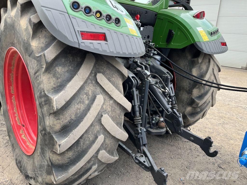 Fendt 722 VARIO POWER S4 Traktorer