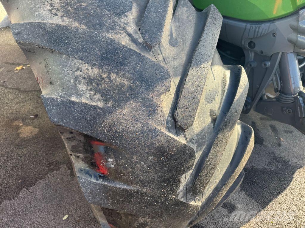 Fendt 722 VARIO POWER S4 Traktori
