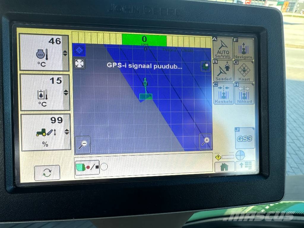 John Deere 8310 R Traktori