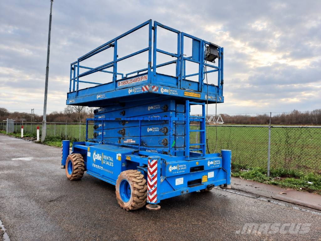 Holland Lift B 195 DL 25 | 2008 Plataformas tijera