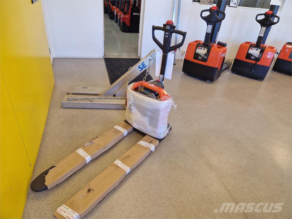 Toyota BT TYRO LHE130 Pedestrian stackers