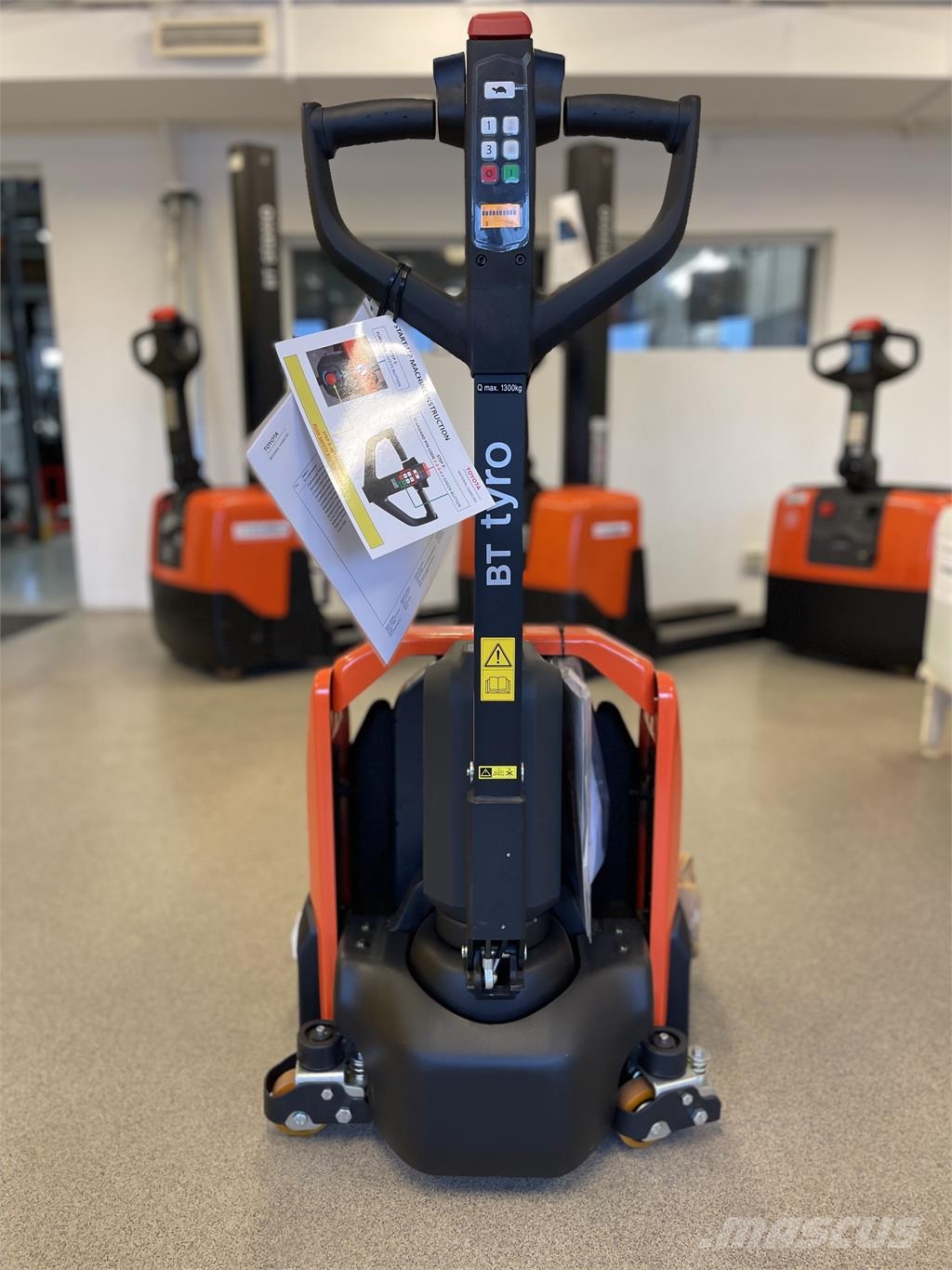 Toyota BT TYRO LHE130 Ročni električni viličar