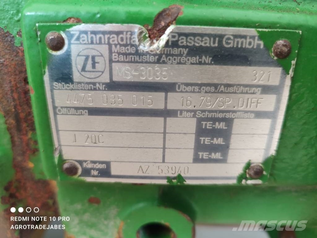 John Deere 3220 Bridge scabbard Z77219 Z77220 AZ53940 Engines