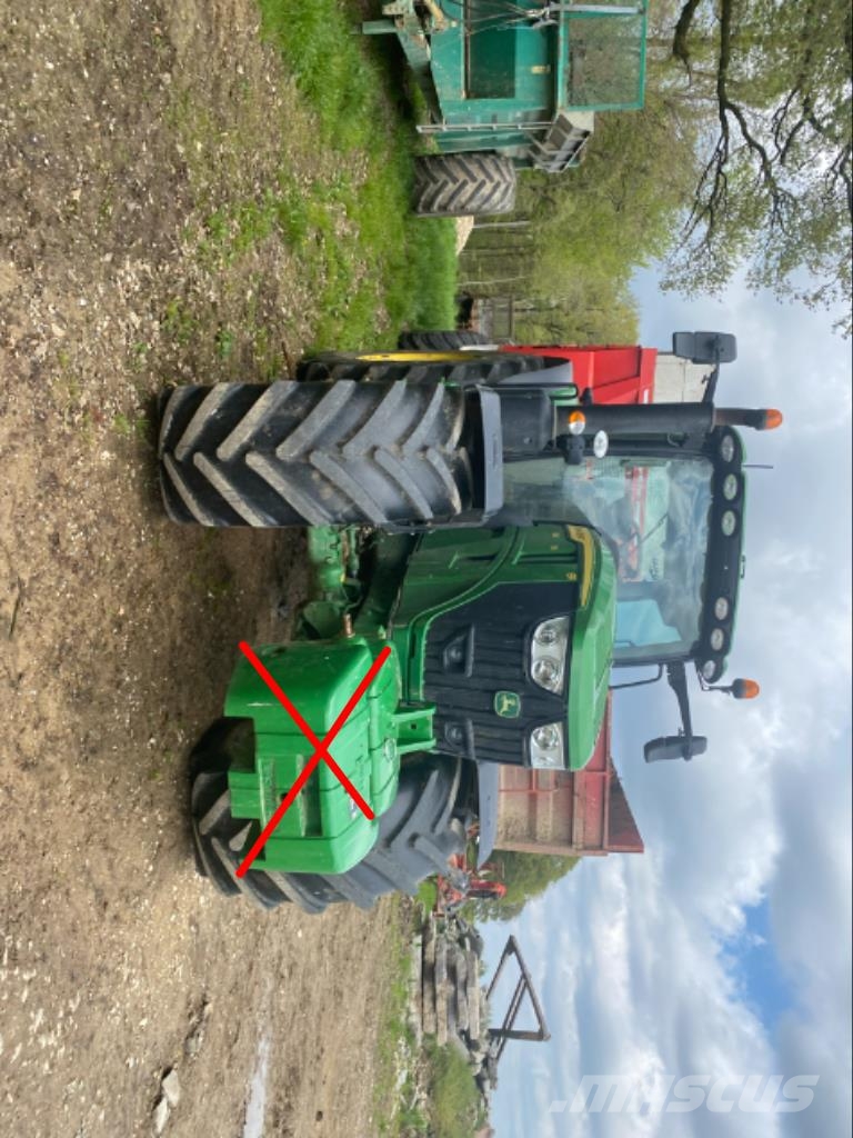 John Deere 6R 195 Traktory