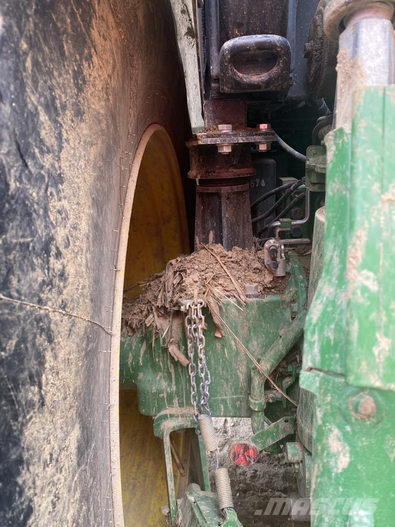 John Deere 6R 195 Traktori