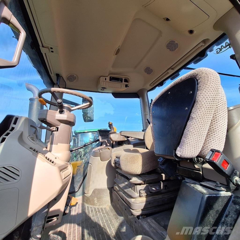 John Deere 6R 195 الجرارات