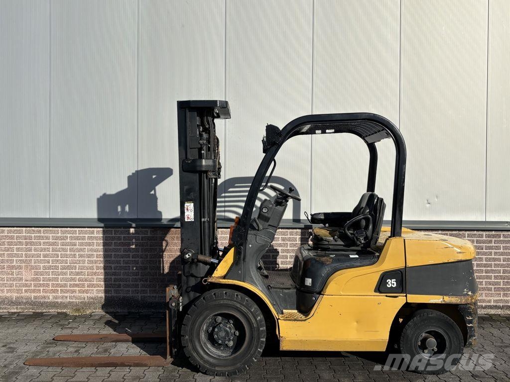 CAT DP35N Empilhadeiras a diesel