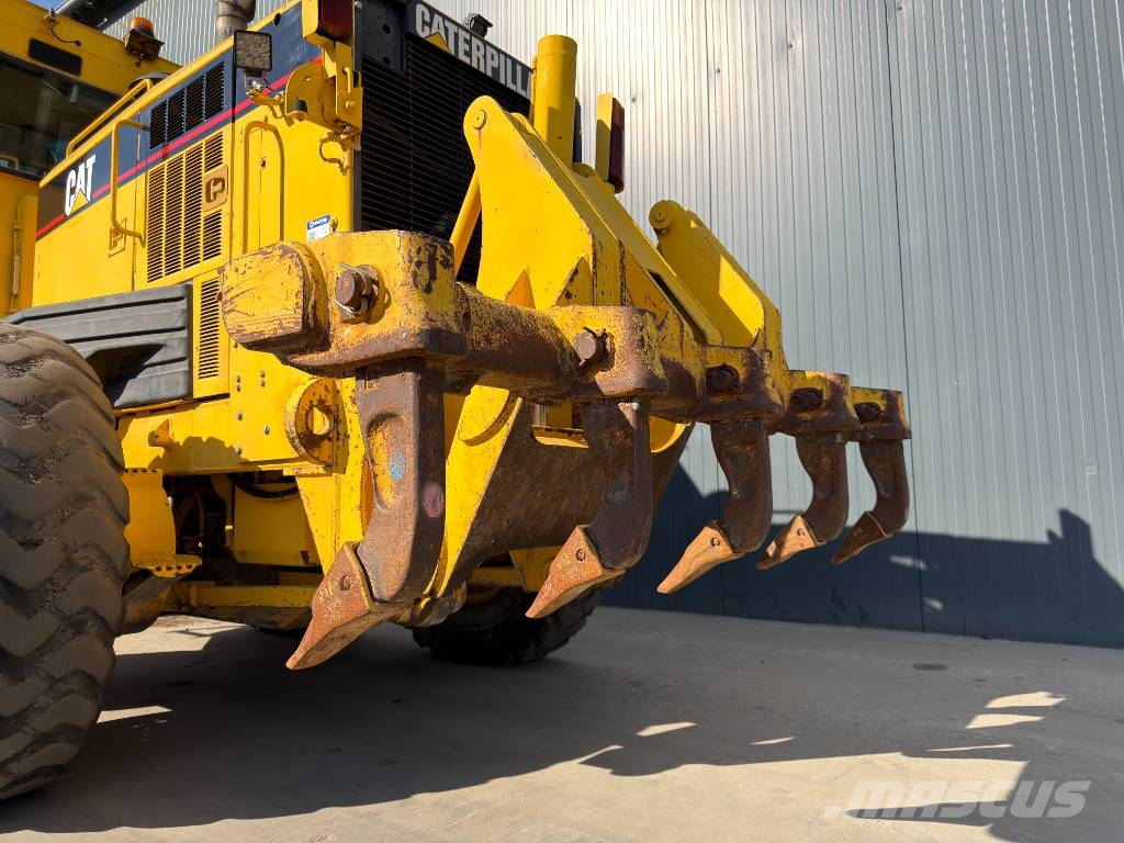 CAT 12H - CE Grader