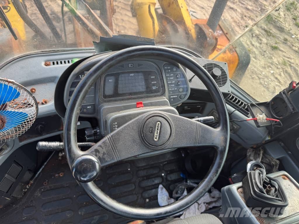 Komatsu WA 380 Wielladers