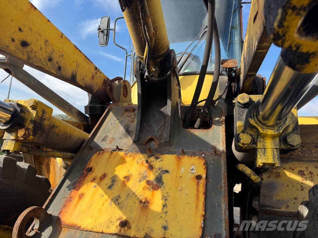 Komatsu WA 380 Wielladers