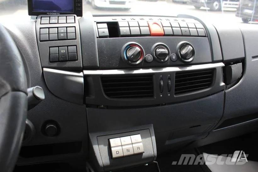 Iveco Eurocargo ML140E25 --R-012 溫控卡車