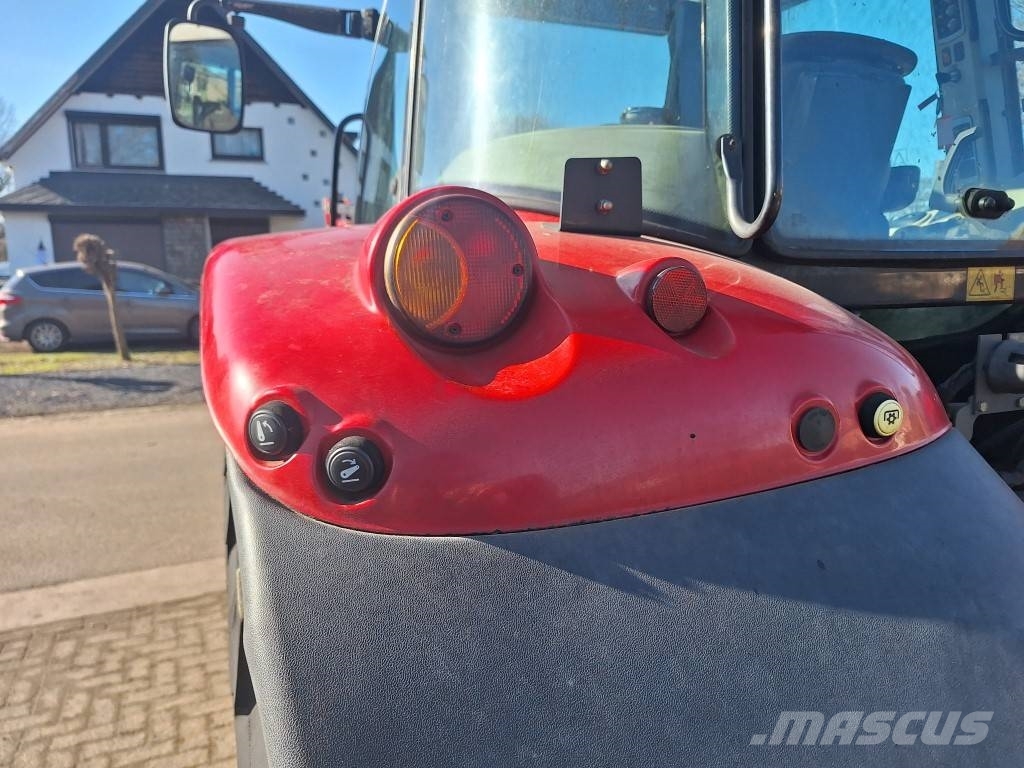 Massey Ferguson 5609 Dyna 4 トラクター