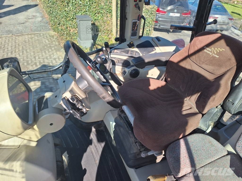 Massey Ferguson 5609 Dyna 4 トラクター