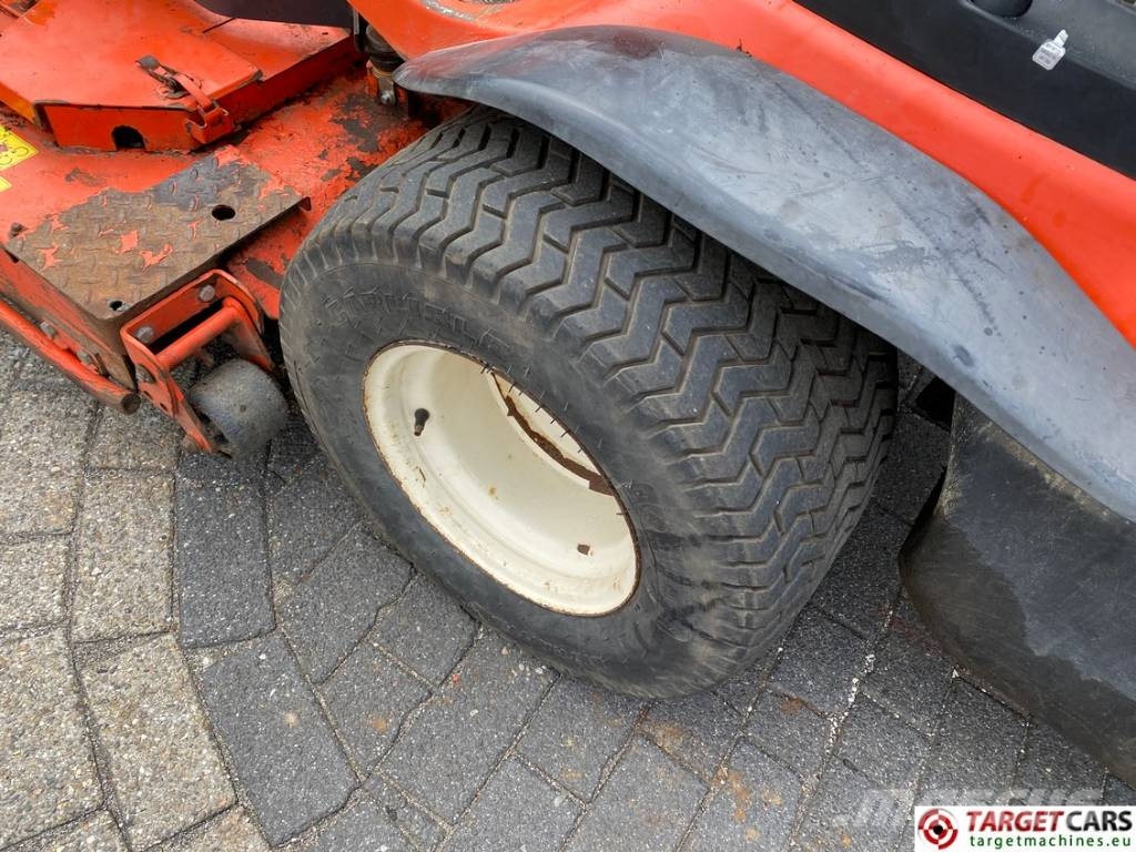 Kubota F3680 EC 4WD 3-Gang Rotary Mower Самохідні газонокосарки