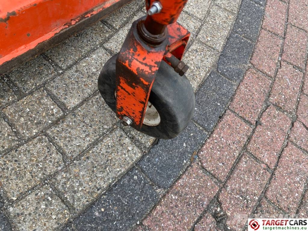 Kubota F3680 EC 4WD 3-Gang Rotary Mower Самохідні газонокосарки