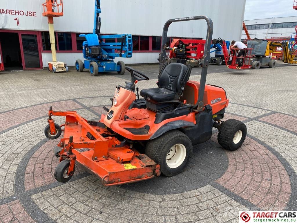 Kubota F3680 EC 4WD 3-Gang Rotary Mower Самохідні газонокосарки