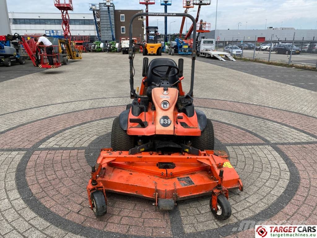 Kubota F3680 EC 4WD 3-Gang Rotary Mower Самохідні газонокосарки