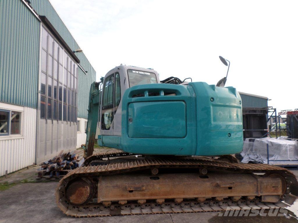 New Holland Kobelco E 235 BSR-2 Rupsgraafmachines