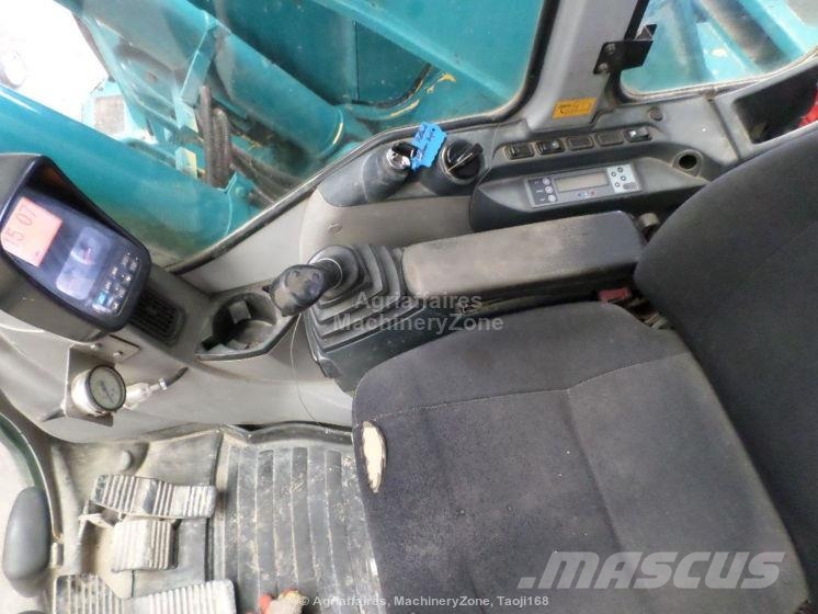 New Holland Kobelco E 235 BSR-2 Rupsgraafmachines