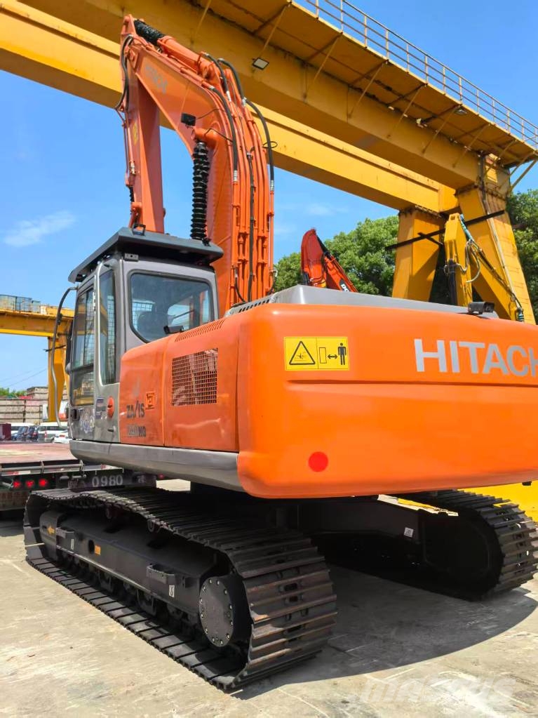 Hitachi ZX240-3G 履带挖掘机