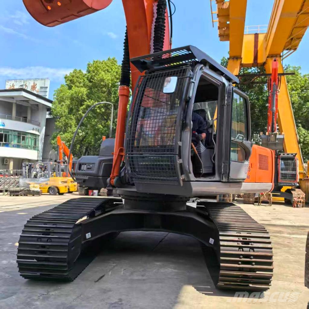 Hitachi ZX240-3G 履带挖掘机