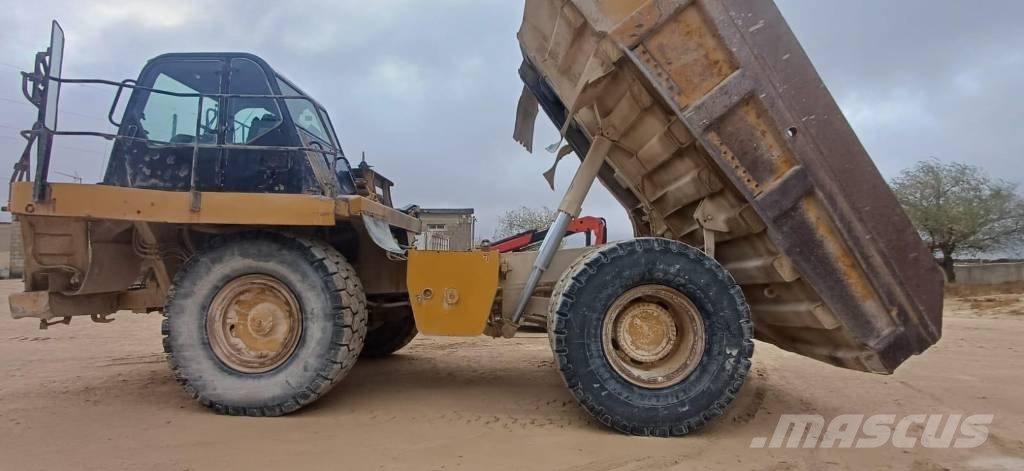 CAT 773 F Άκαμπτα Dumper με ανατρεπόμενο κάδο